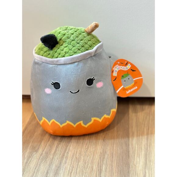 Squishmallows 8" Johanna The Cauldron - Picture 1 of 2